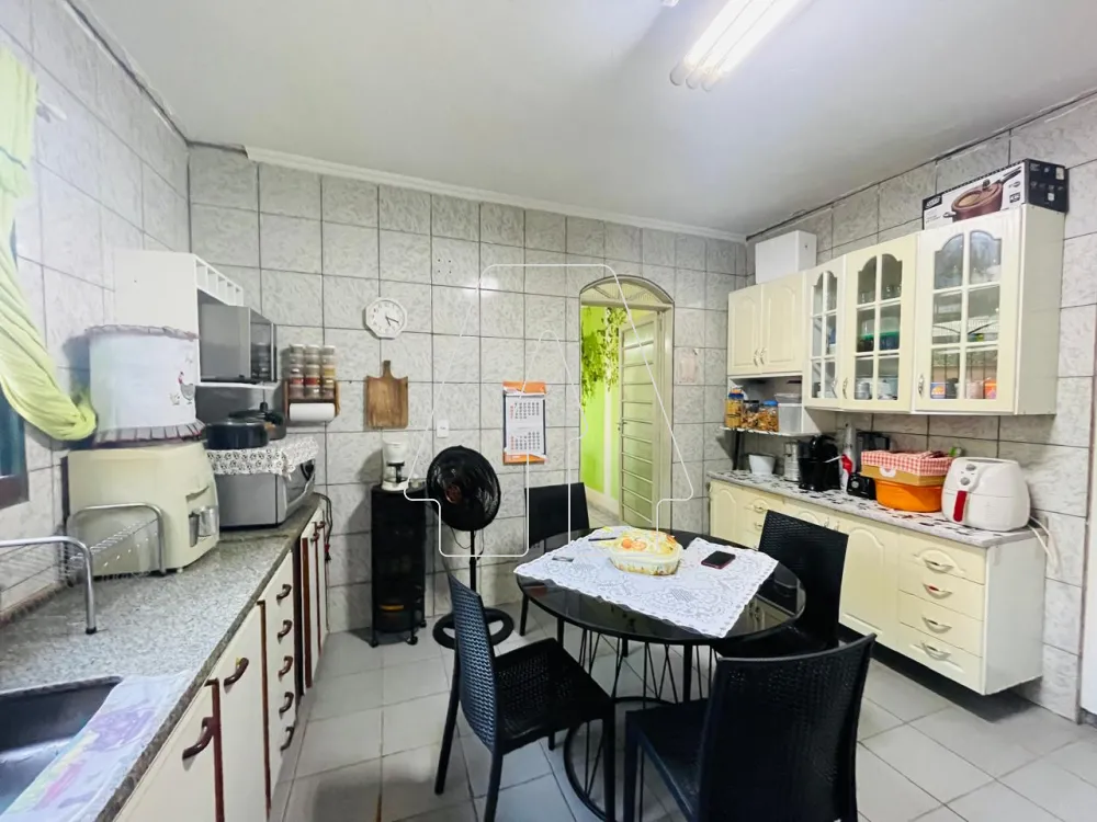 Comprar Casa / Residencial em Ara&ccedil;atuba R$ 350.000,00 - Foto 5
