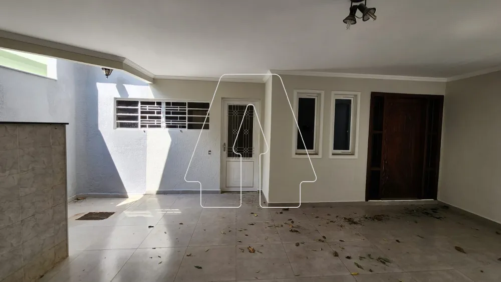 Comprar Casa / Residencial em Ara&ccedil;atuba R$ 790.000,00 - Foto 1
