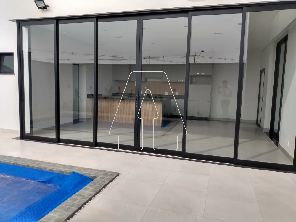 Comprar Casa / Condom&iacute;nio em Ara&ccedil;atuba R$ 1.650.000,00 - Foto 2