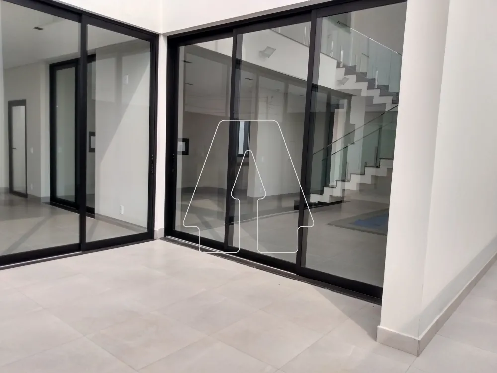 Comprar Casa / Condom&iacute;nio em Ara&ccedil;atuba R$ 1.650.000,00 - Foto 3