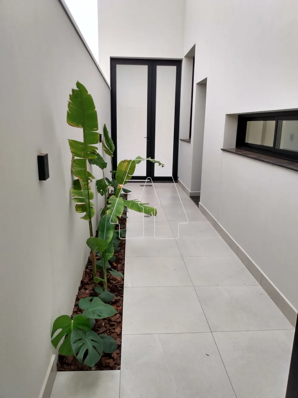 Comprar Casa / Condom&iacute;nio em Ara&ccedil;atuba R$ 1.650.000,00 - Foto 16