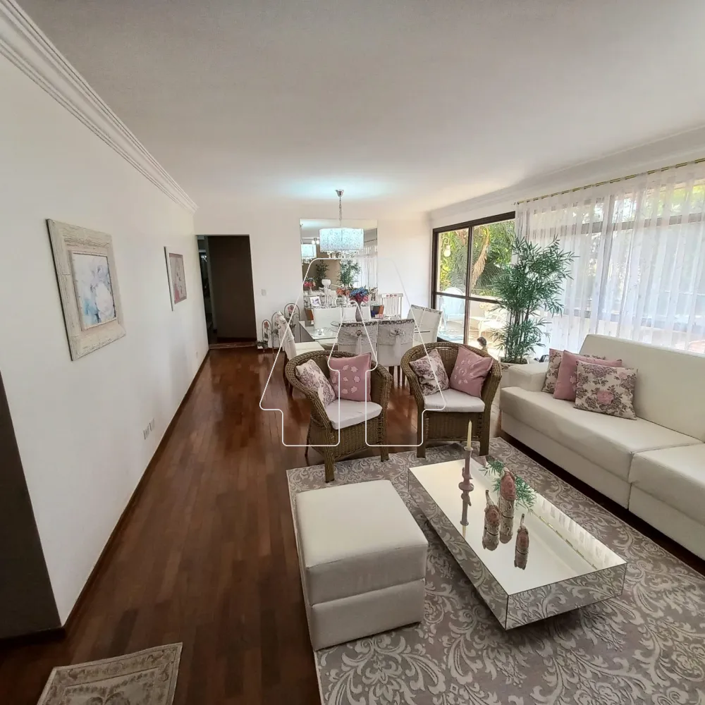 Alugar Apartamento / Padr&atilde;o em Ara&ccedil;atuba R$ 4.500,00 - Foto 1