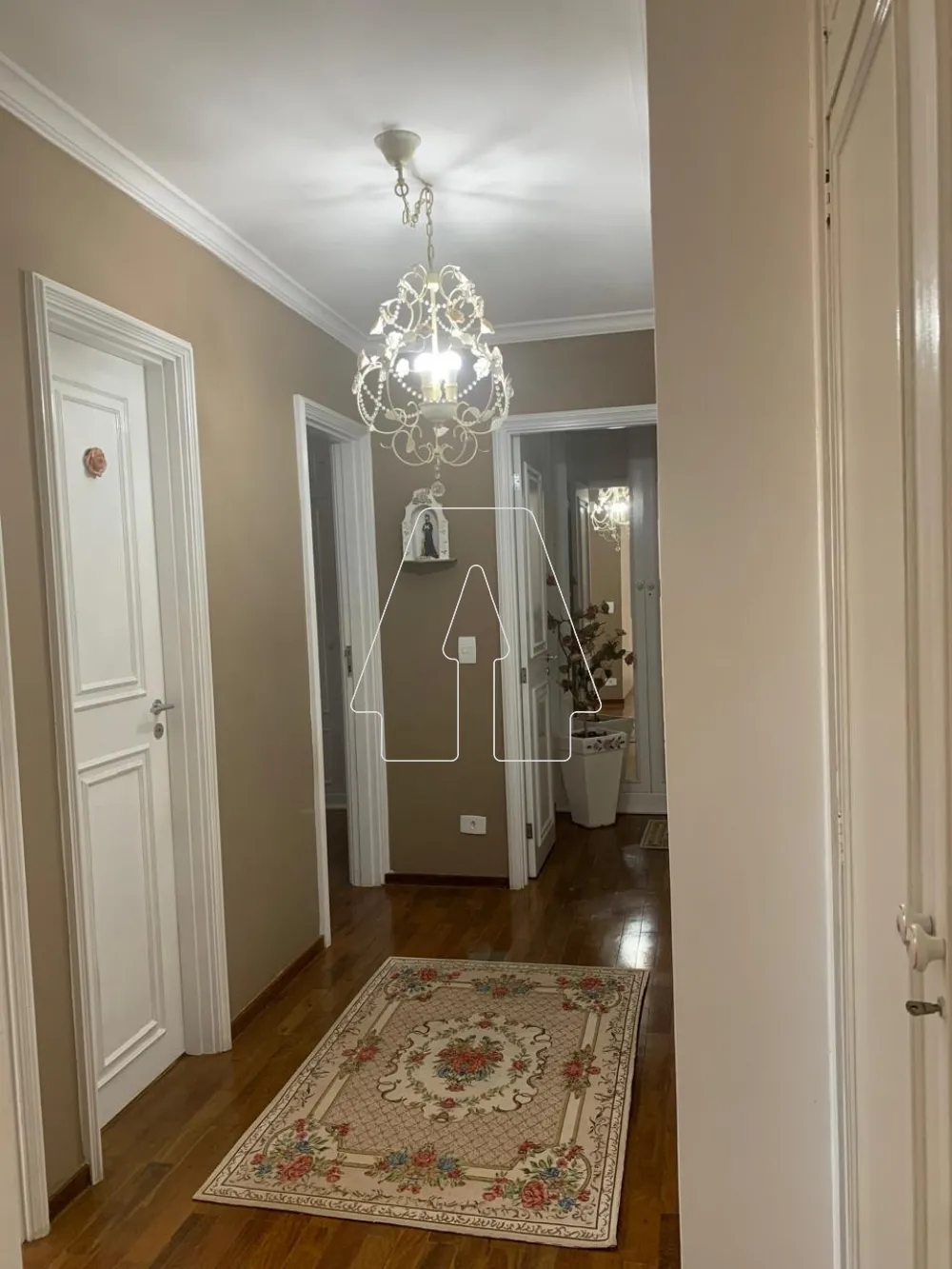 Alugar Apartamento / Padr&atilde;o em Ara&ccedil;atuba R$ 4.500,00 - Foto 23