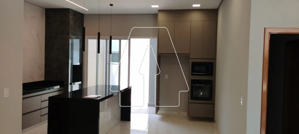 Comprar Casa / Condom&iacute;nio em Ara&ccedil;atuba R$ 780.000,00 - Foto 1
