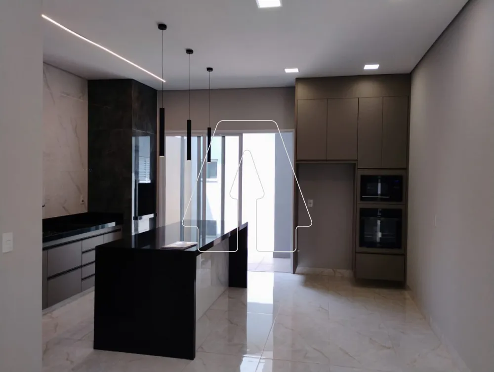 Comprar Casa / Condom&iacute;nio em Ara&ccedil;atuba R$ 780.000,00 - Foto 2