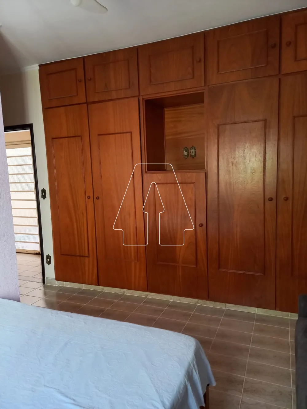 Comprar Casa / Residencial em Ara&ccedil;atuba R$ 415.000,00 - Foto 27