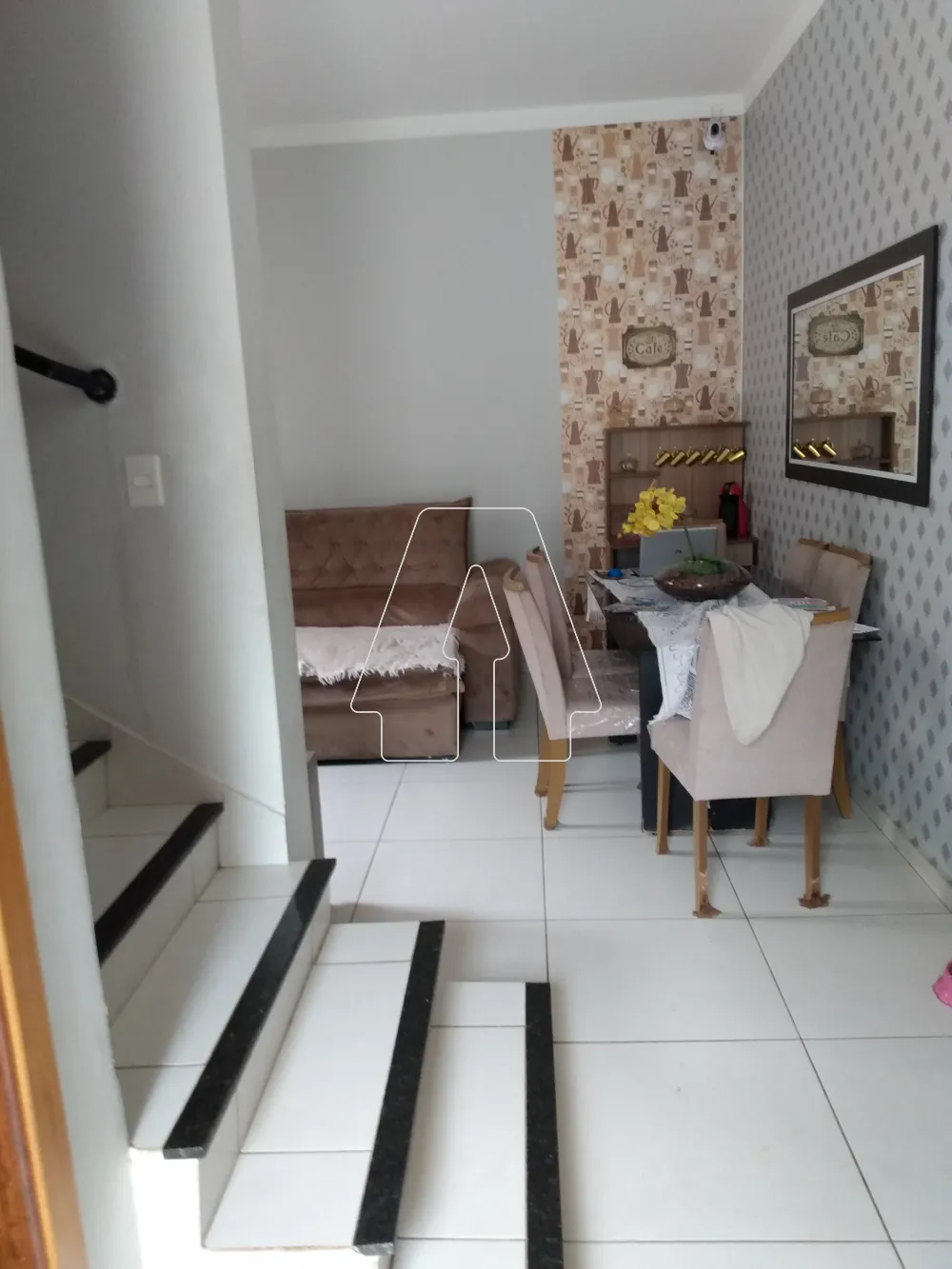 Comprar Casa / Residencial em Ara&ccedil;atuba R$ 390.000,00 - Foto 1