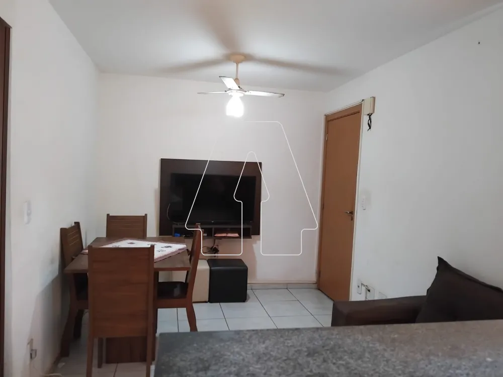 Comprar Apartamento / Padr&atilde;o em Ara&ccedil;atuba R$ 140.000,00 - Foto 1