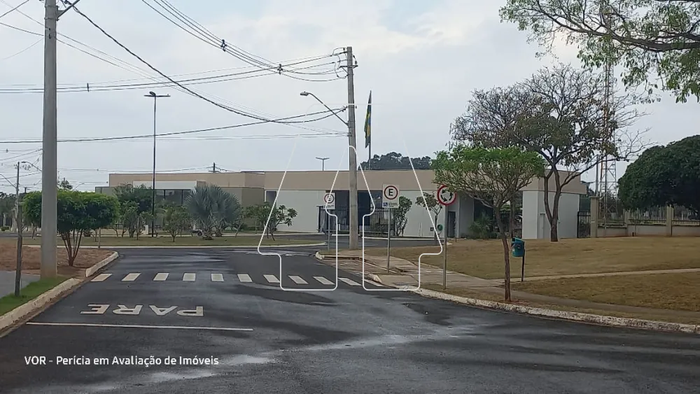 Comprar Terreno / Condom&iacute;nio em Ara&ccedil;atuba R$ 165.000,00 - Foto 4