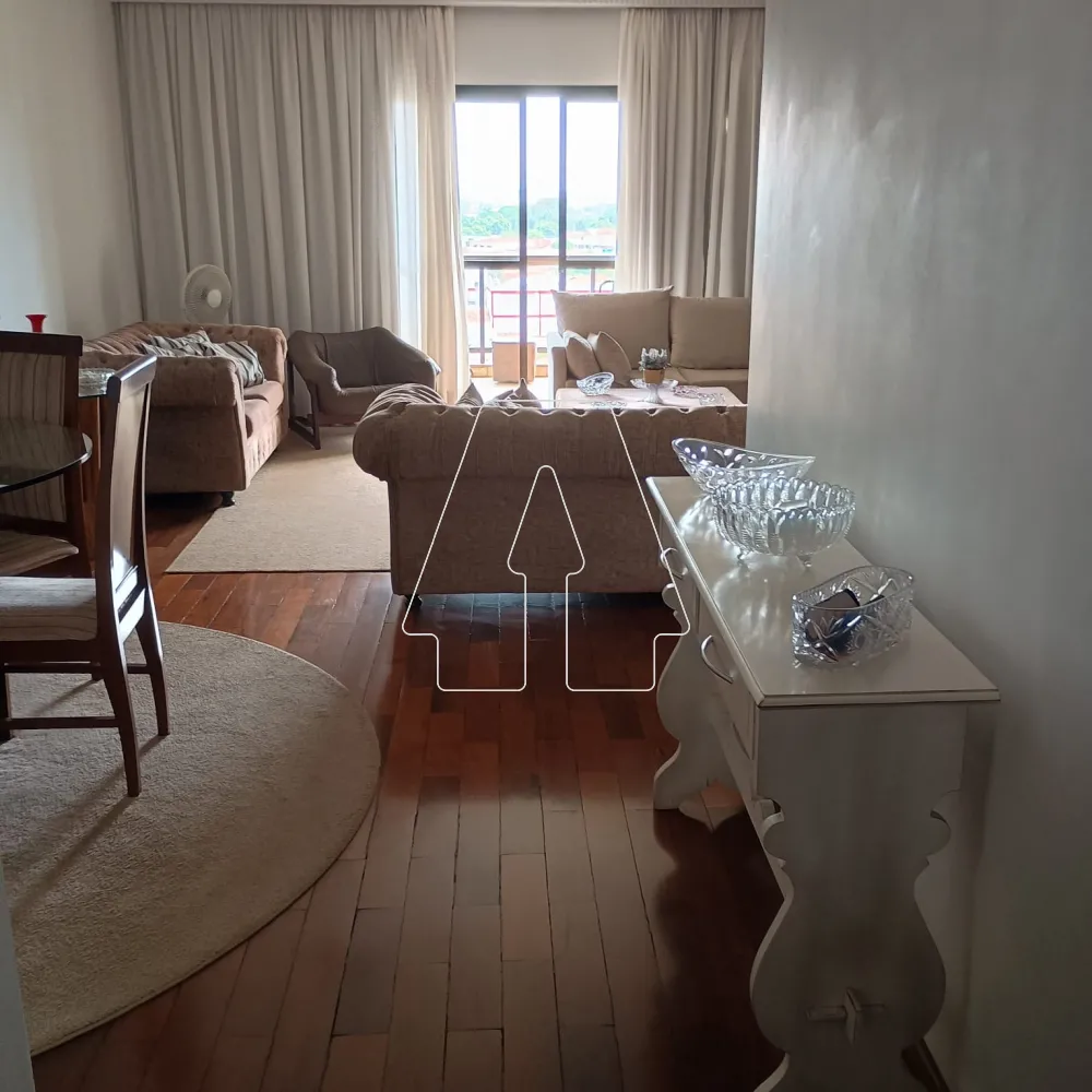 Comprar Apartamento / Padr&atilde;o em Ara&ccedil;atuba R$ 670.000,00 - Foto 2