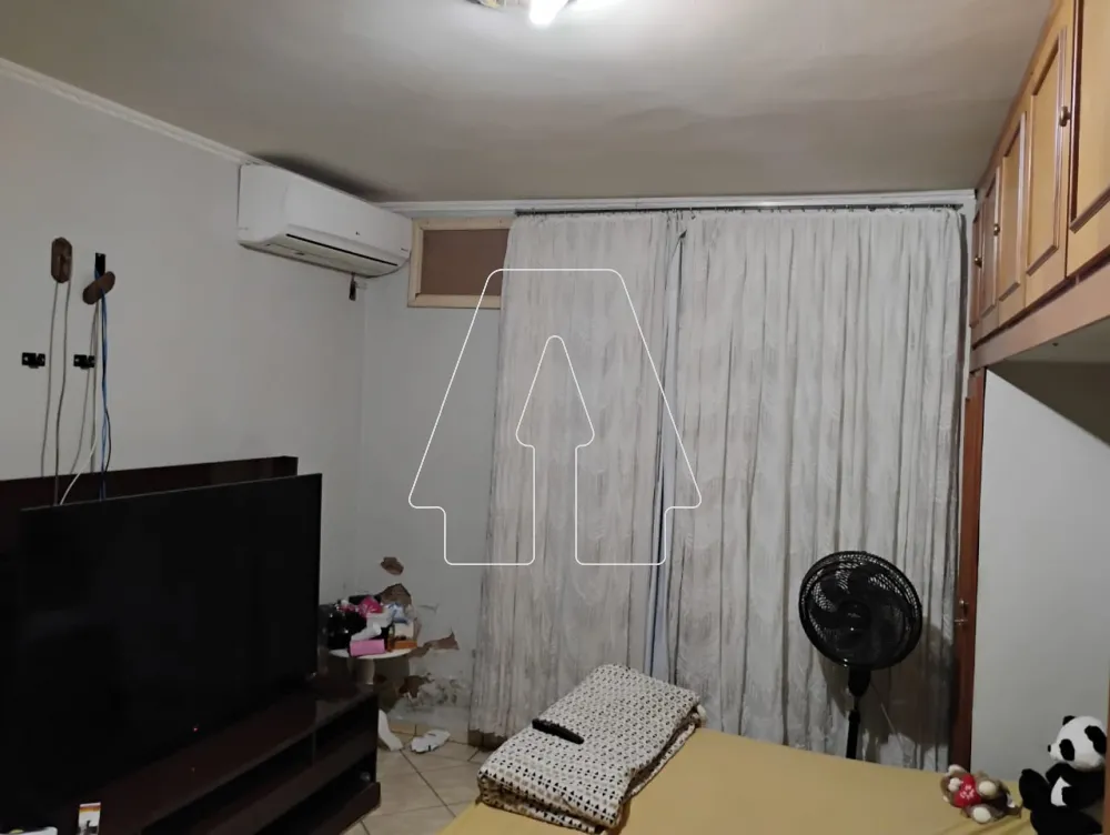 Comprar Casa / Residencial em Ara&ccedil;atuba R$ 450.000,00 - Foto 7
