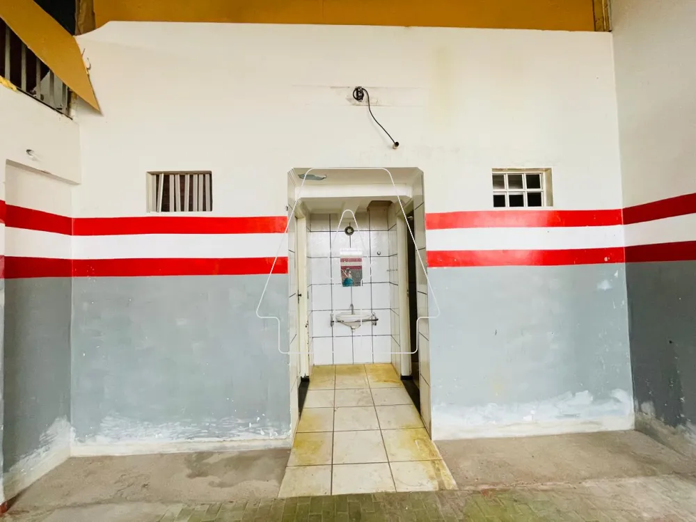 Comprar Comercial / Barrac&atilde;o em Ara&ccedil;atuba R$ 700.000,00 - Foto 9