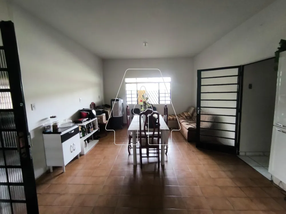 Comprar Casa / Residencial em Ara&ccedil;atuba R$ 380.000,00 - Foto 7