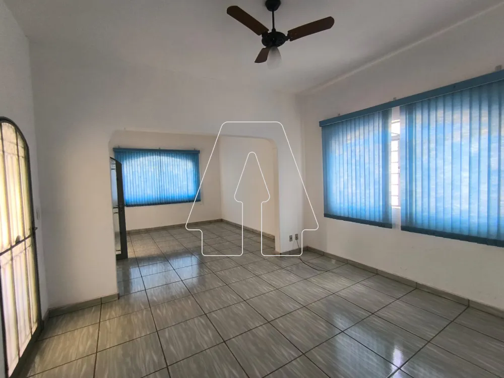 Comprar Casa / Residencial em Ara&ccedil;atuba R$ 500.000,00 - Foto 1