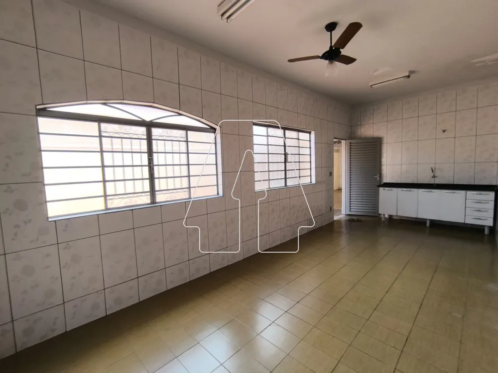 Comprar Casa / Residencial em Ara&ccedil;atuba R$ 500.000,00 - Foto 4