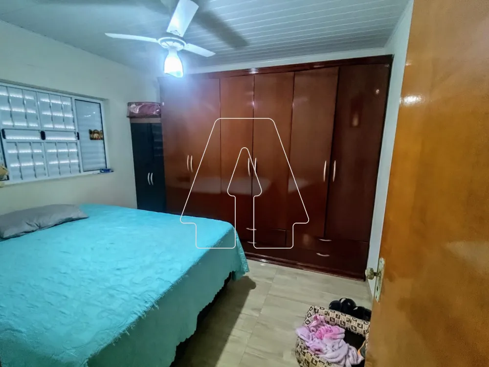 Comprar Casa / Residencial em Ara&ccedil;atuba R$ 350.000,00 - Foto 11