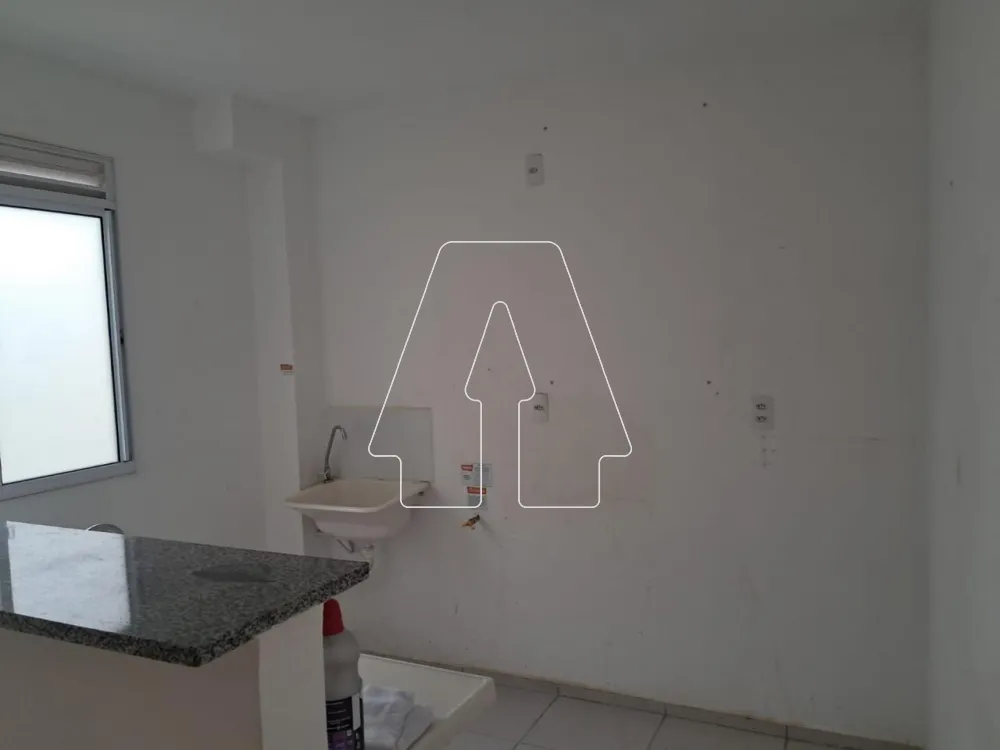 Comprar Apartamento / Padr&atilde;o em Ara&ccedil;atuba R$ 135.000,00 - Foto 4