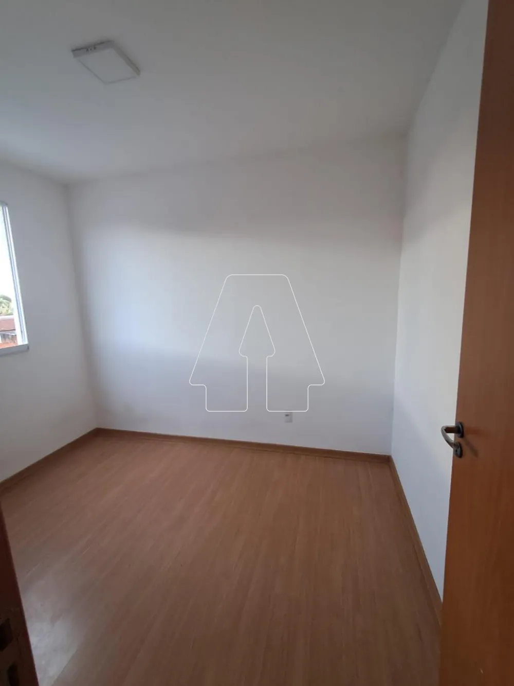 Comprar Apartamento / Padr&atilde;o em Ara&ccedil;atuba R$ 135.000,00 - Foto 5