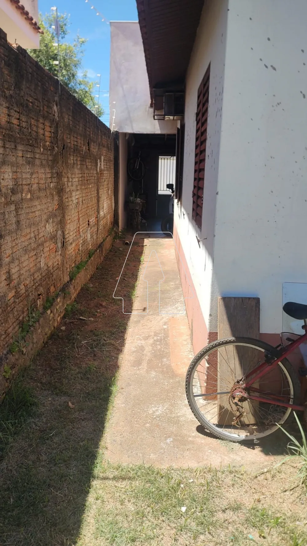 Comprar Casa / Residencial em Ara&ccedil;atuba R$ 260.000,00 - Foto 18