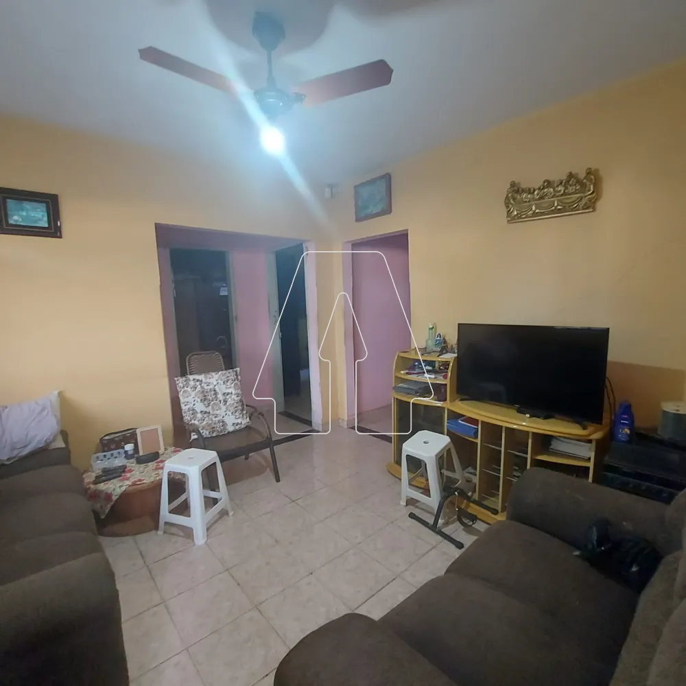 Comprar Casa / Residencial em Ara&ccedil;atuba R$ 200.000,00 - Foto 1