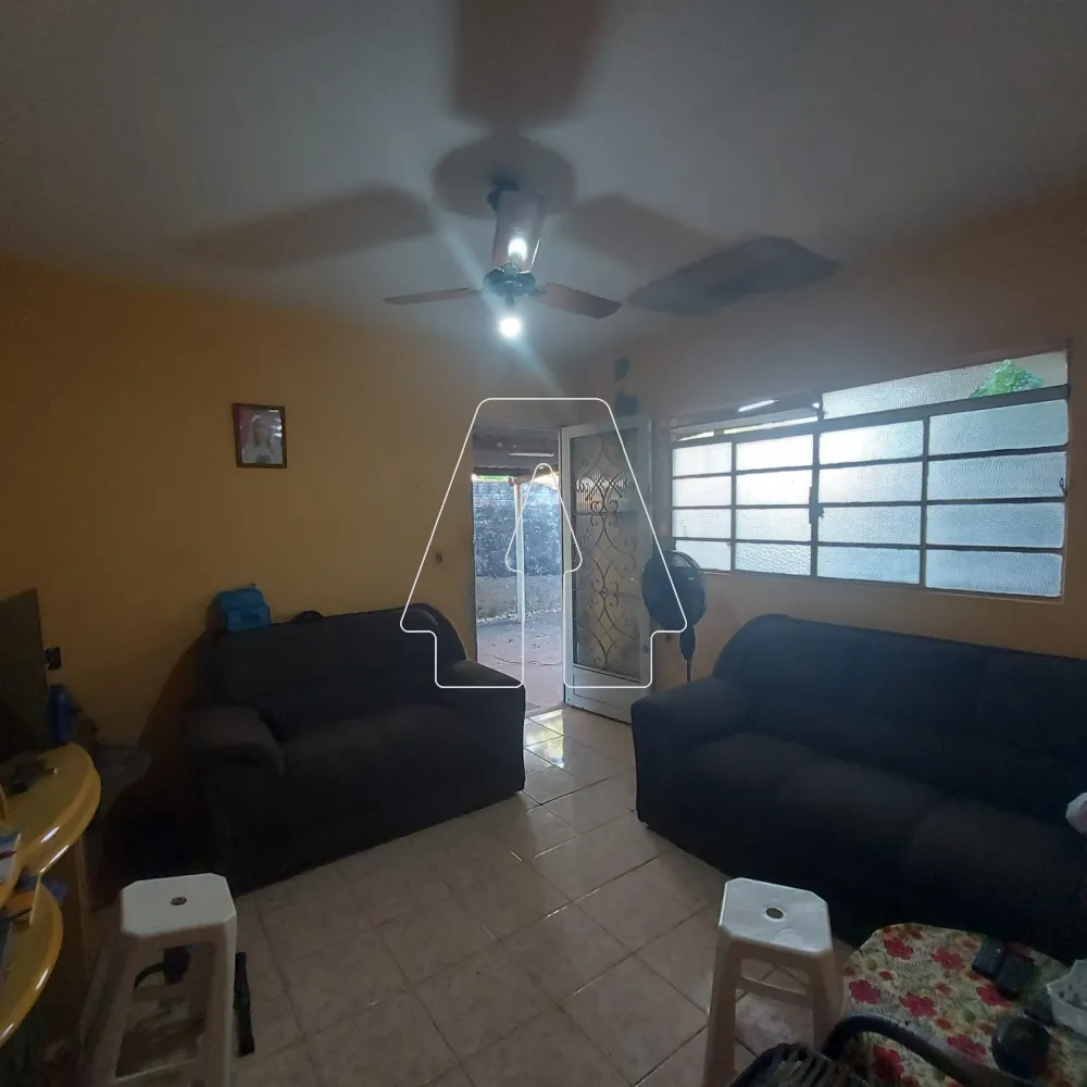 Comprar Casa / Residencial em Ara&ccedil;atuba R$ 200.000,00 - Foto 2