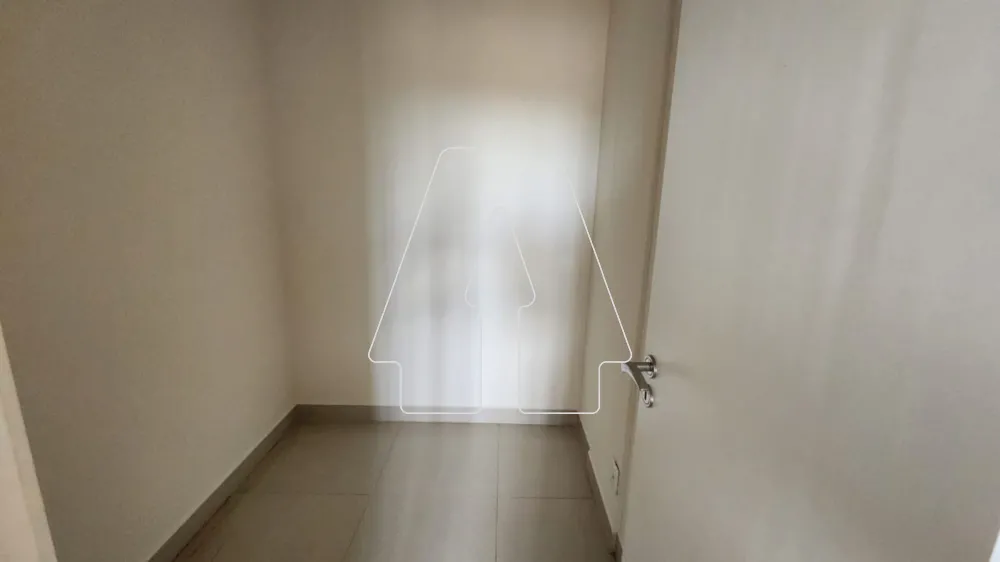 Alugar Apartamento / Padr&atilde;o em Ara&ccedil;atuba R$ 8.000,00 - Foto 17