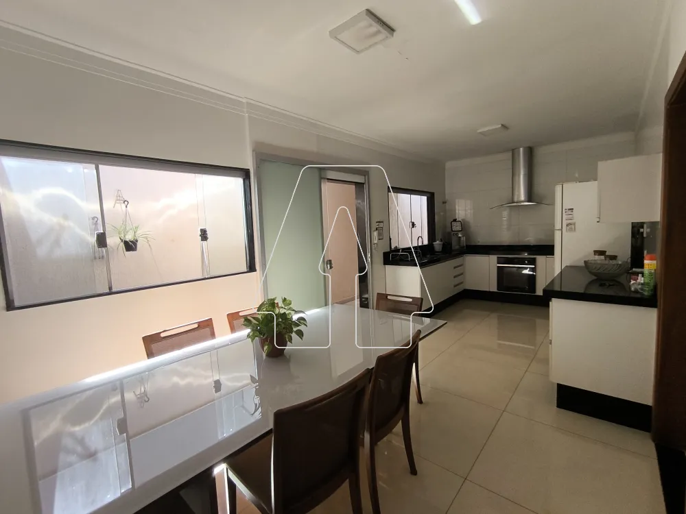 Comprar Casa / Residencial em Ara&ccedil;atuba R$ 750.000,00 - Foto 9