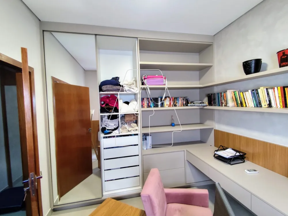 Comprar Casa / Condom&iacute;nio em Ara&ccedil;atuba R$ 800.000,00 - Foto 15