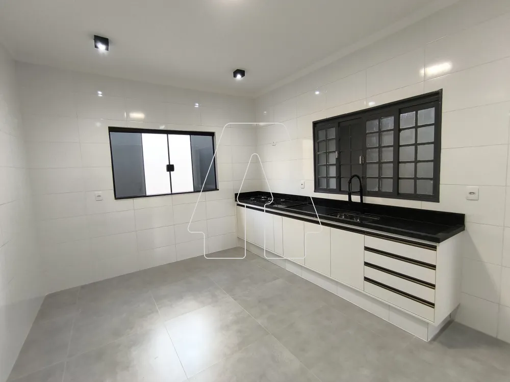 Comprar Casa / Residencial em Ara&ccedil;atuba R$ 580.000,00 - Foto 3