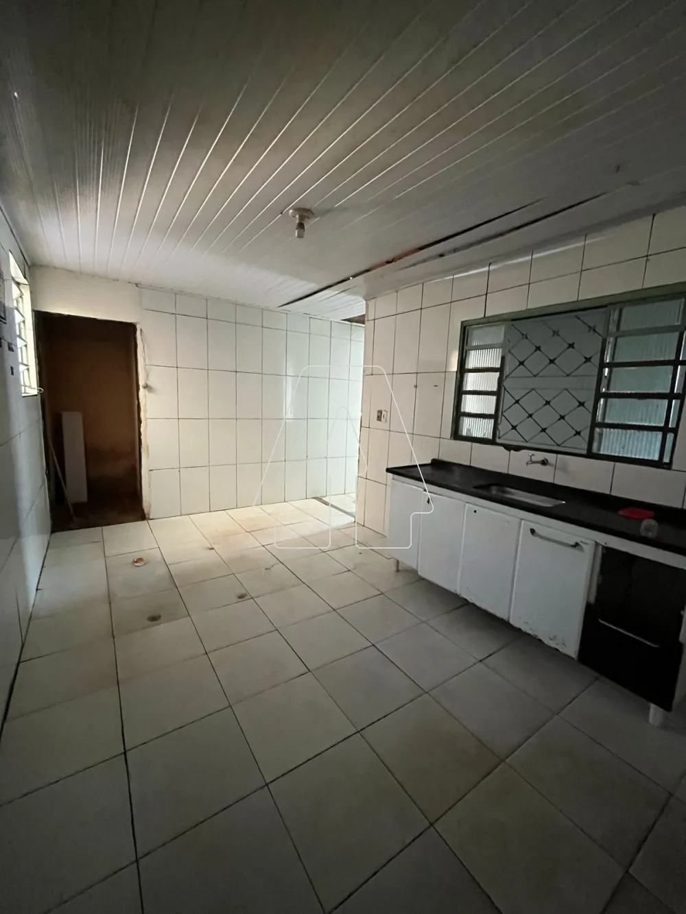 Comprar Casa / Residencial em Ara&ccedil;atuba R$ 135.000,00 - Foto 3