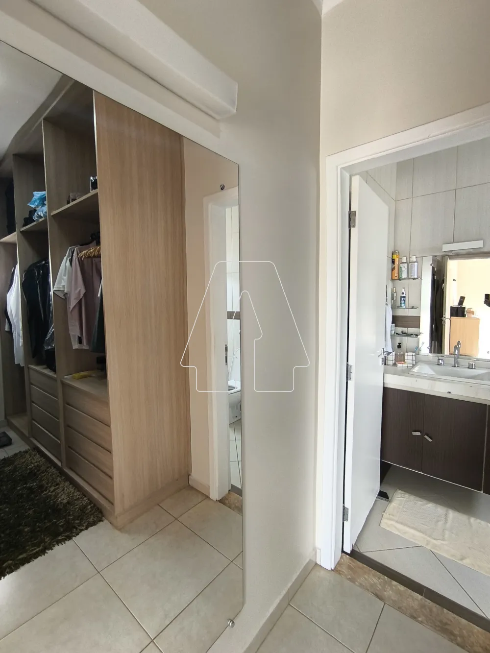 Comprar Casa / Condom&iacute;nio em Ara&ccedil;atuba R$ 1.600.000,00 - Foto 17