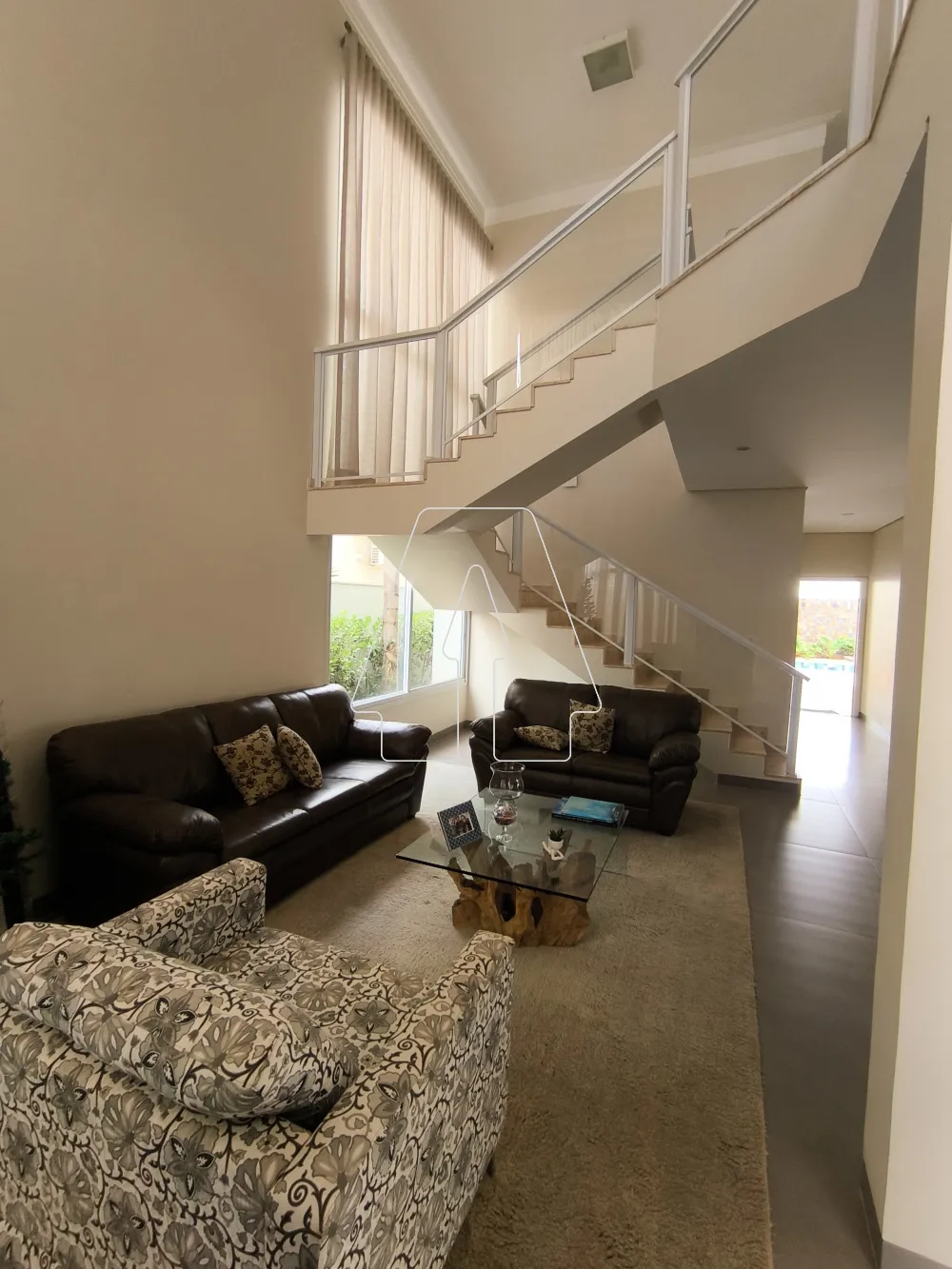 Comprar Casa / Condom&iacute;nio em Ara&ccedil;atuba R$ 1.600.000,00 - Foto 2