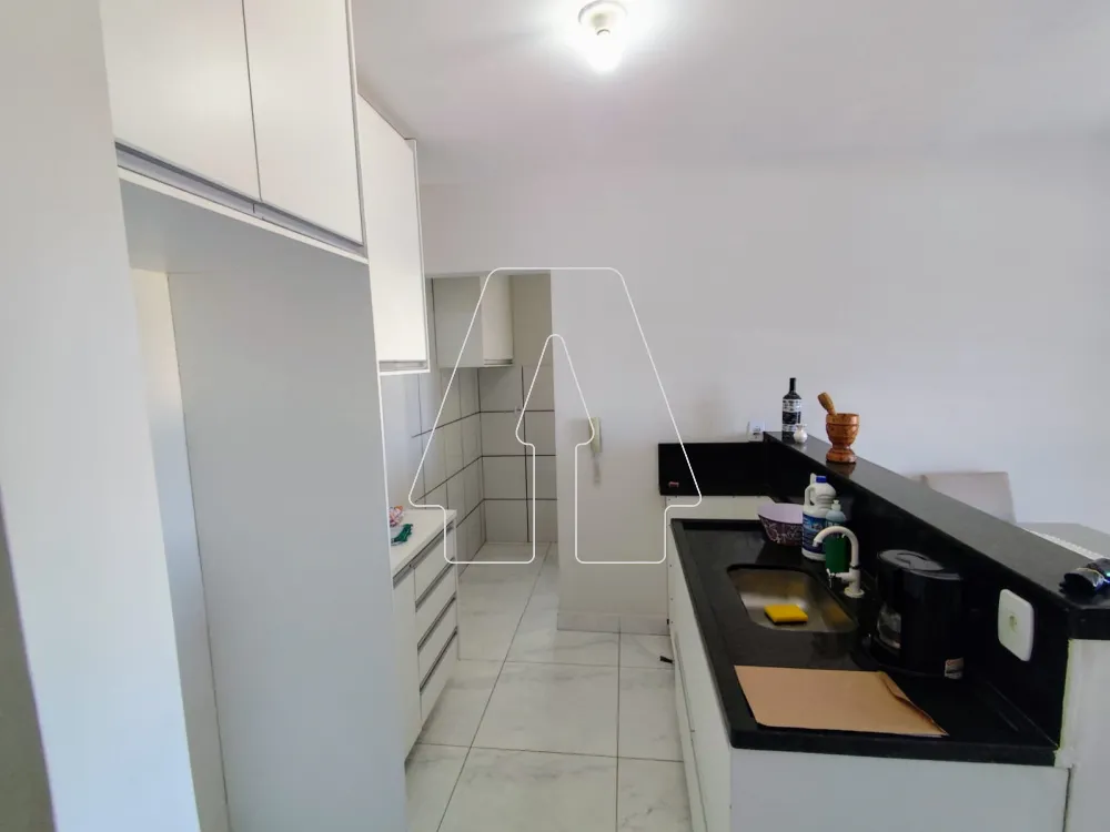 Comprar Apartamento / Padr&atilde;o em Ara&ccedil;atuba R$ 190.000,00 - Foto 5