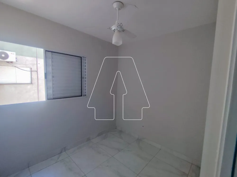 Comprar Apartamento / Padr&atilde;o em Ara&ccedil;atuba R$ 190.000,00 - Foto 12