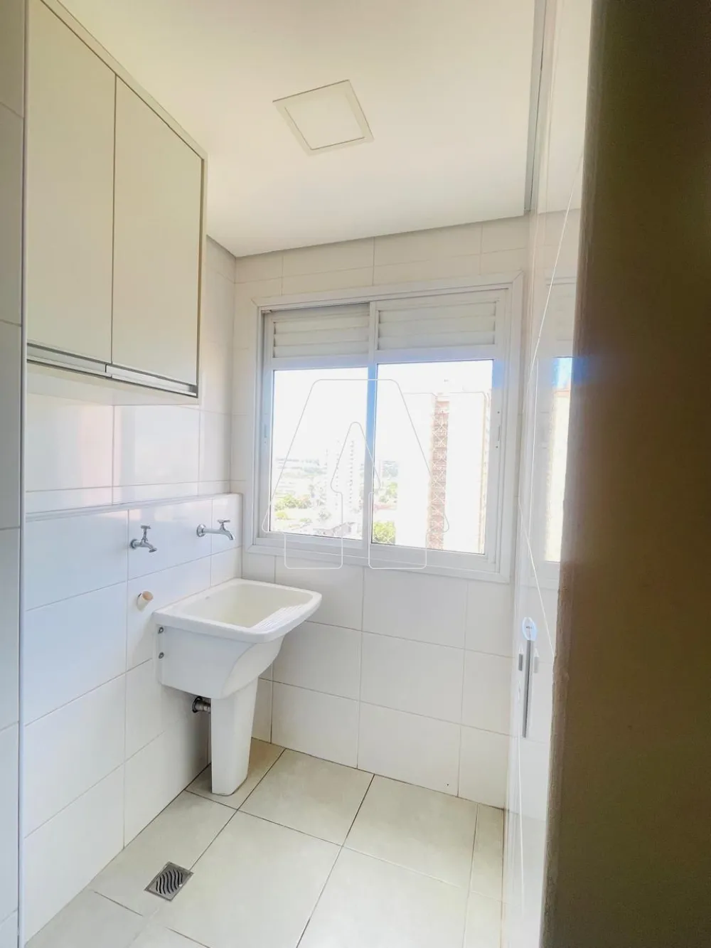 Comprar Apartamento / Padr&atilde;o em Ara&ccedil;atuba R$ 450.000,00 - Foto 16
