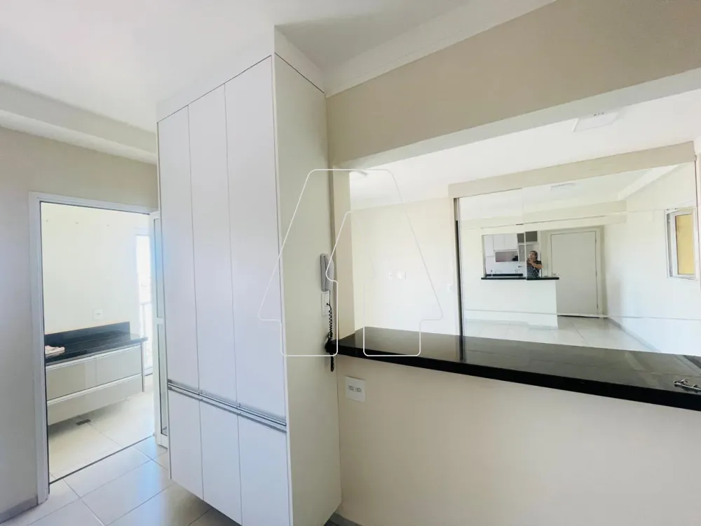 Comprar Apartamento / Padr&atilde;o em Ara&ccedil;atuba R$ 450.000,00 - Foto 4