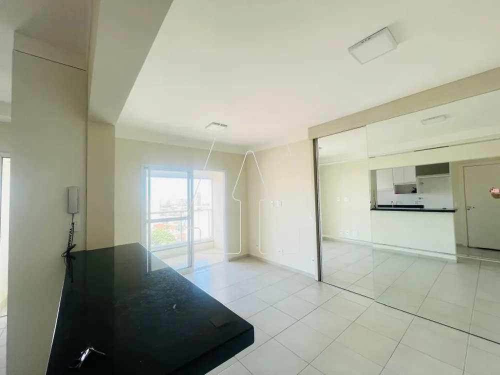 Comprar Apartamento / Padr&atilde;o em Ara&ccedil;atuba R$ 450.000,00 - Foto 1