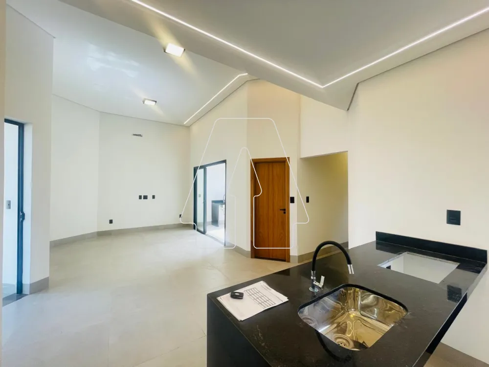 Comprar Casa / Condom&iacute;nio em Ara&ccedil;atuba R$ 750.000,00 - Foto 6