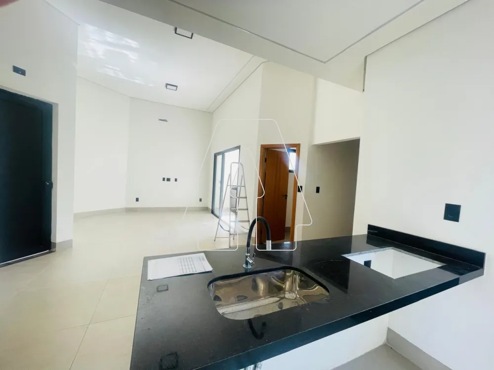 Comprar Casa / Condom&iacute;nio em Ara&ccedil;atuba R$ 750.000,00 - Foto 7
