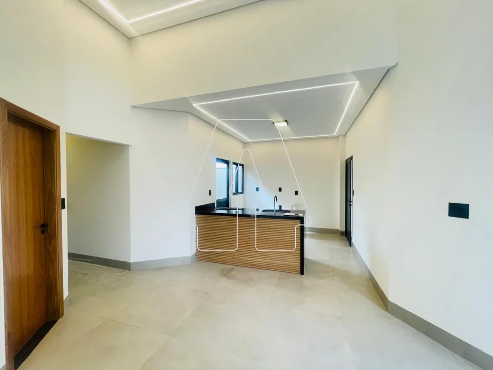 Comprar Casa / Condom&iacute;nio em Ara&ccedil;atuba R$ 750.000,00 - Foto 4