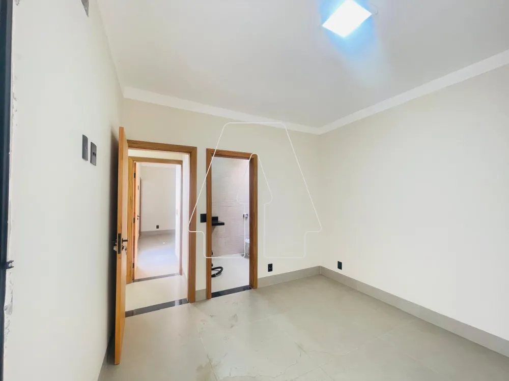 Comprar Casa / Condom&iacute;nio em Ara&ccedil;atuba R$ 690.000,00 - Foto 8