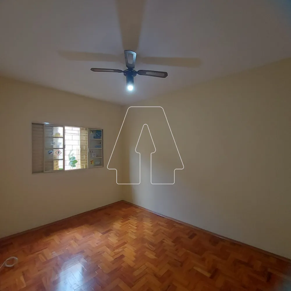 Alugar Casa / Residencial em Ara&ccedil;atuba R$ 1.700,00 - Foto 6
