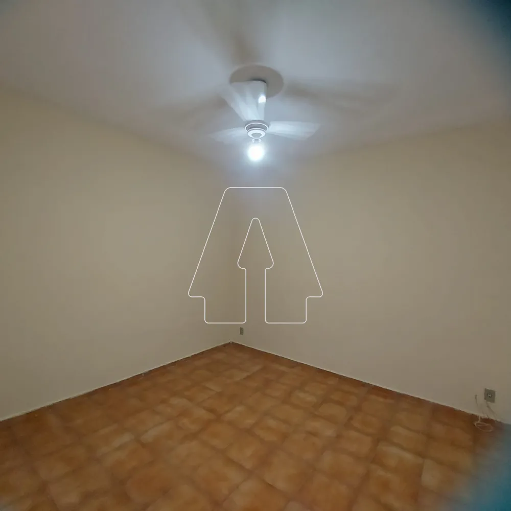 Alugar Casa / Residencial em Ara&ccedil;atuba R$ 1.700,00 - Foto 8
