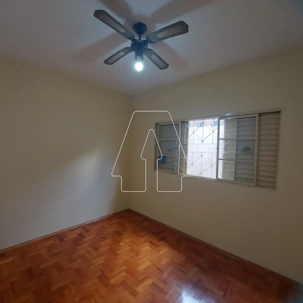 Alugar Casa / Residencial em Ara&ccedil;atuba R$ 1.700,00 - Foto 9