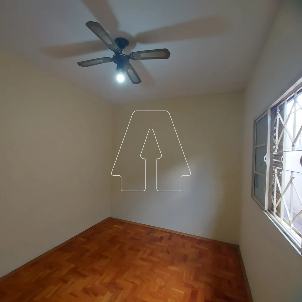 Alugar Casa / Residencial em Ara&ccedil;atuba R$ 1.700,00 - Foto 14