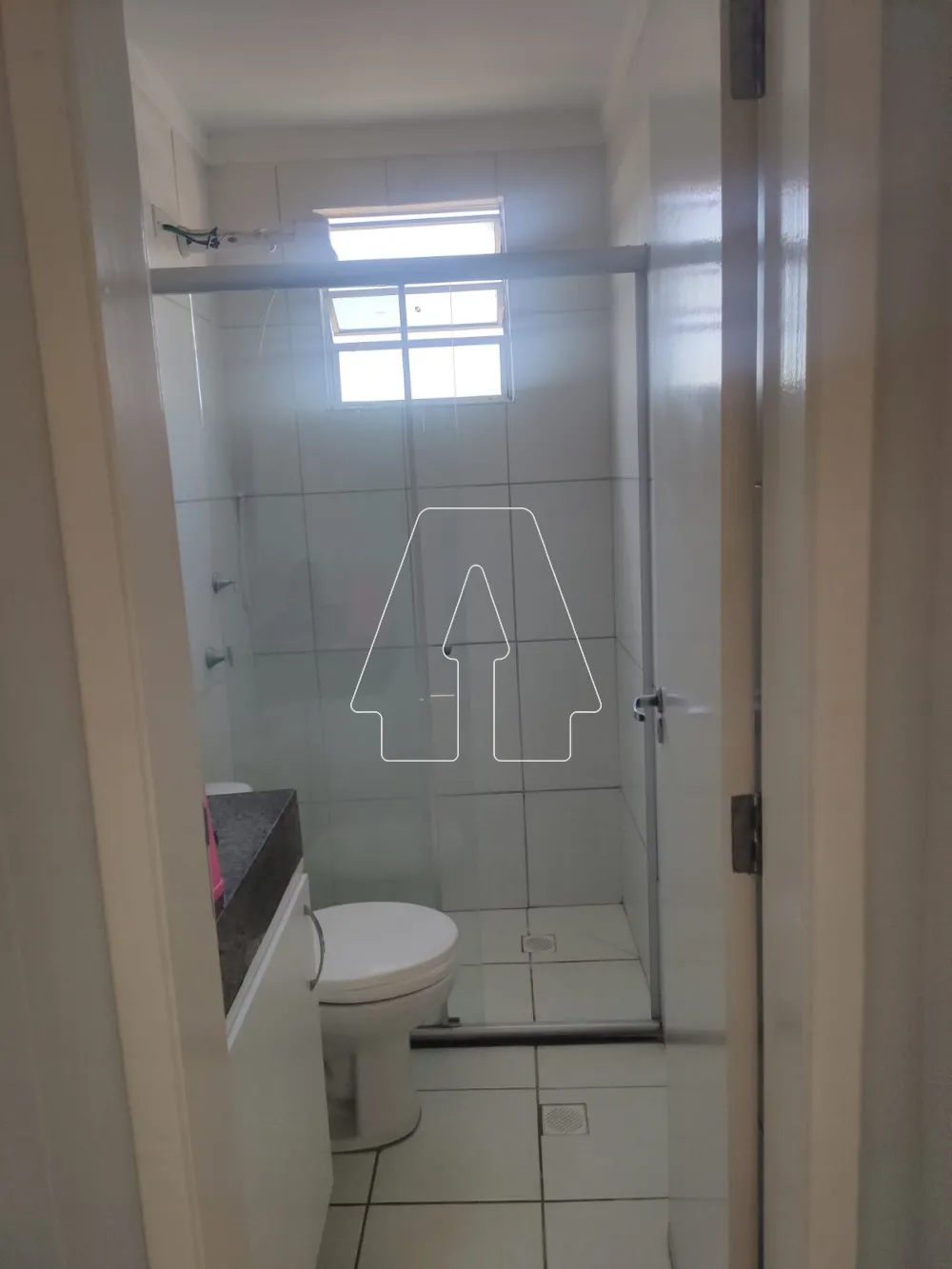 Comprar Apartamento / Padr&atilde;o em Ara&ccedil;atuba R$ 160.000,00 - Foto 9