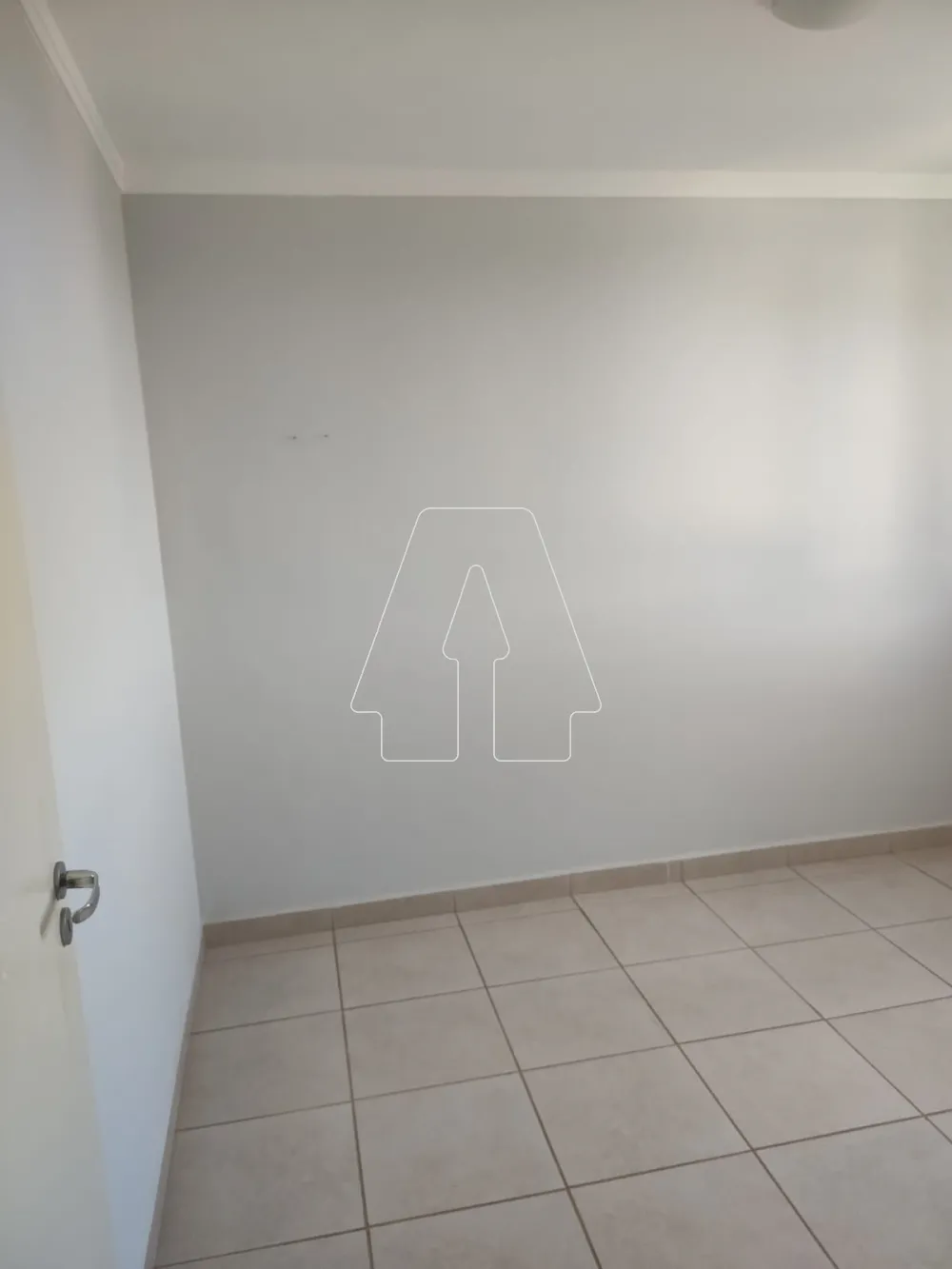Comprar Apartamento / Padr&atilde;o em Ara&ccedil;atuba R$ 160.000,00 - Foto 10