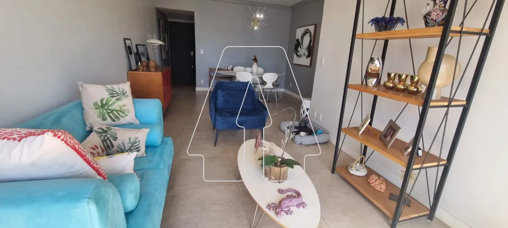 Comprar Apartamento / Padr&atilde;o em Ara&ccedil;atuba R$ 450.000,00 - Foto 3