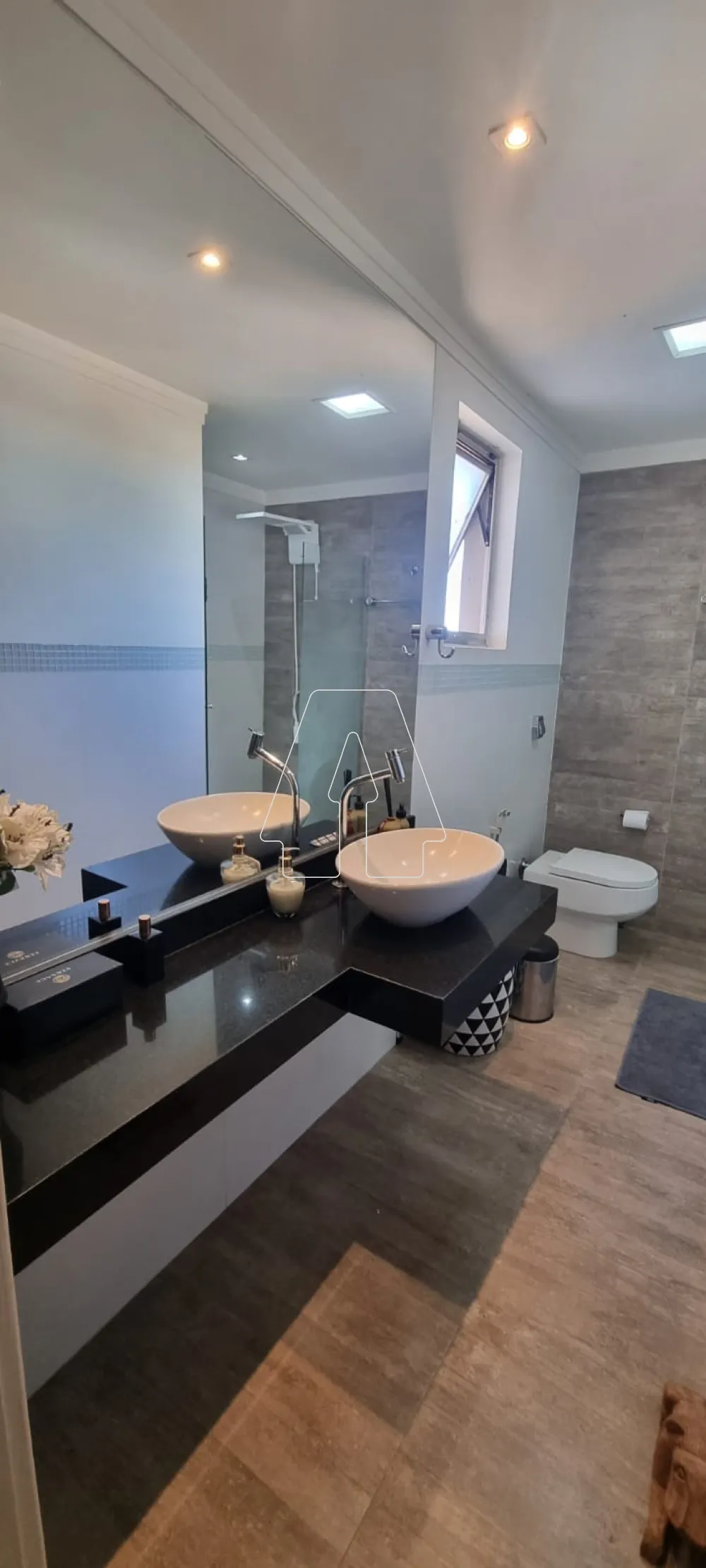 Comprar Apartamento / Padr&atilde;o em Ara&ccedil;atuba R$ 450.000,00 - Foto 15