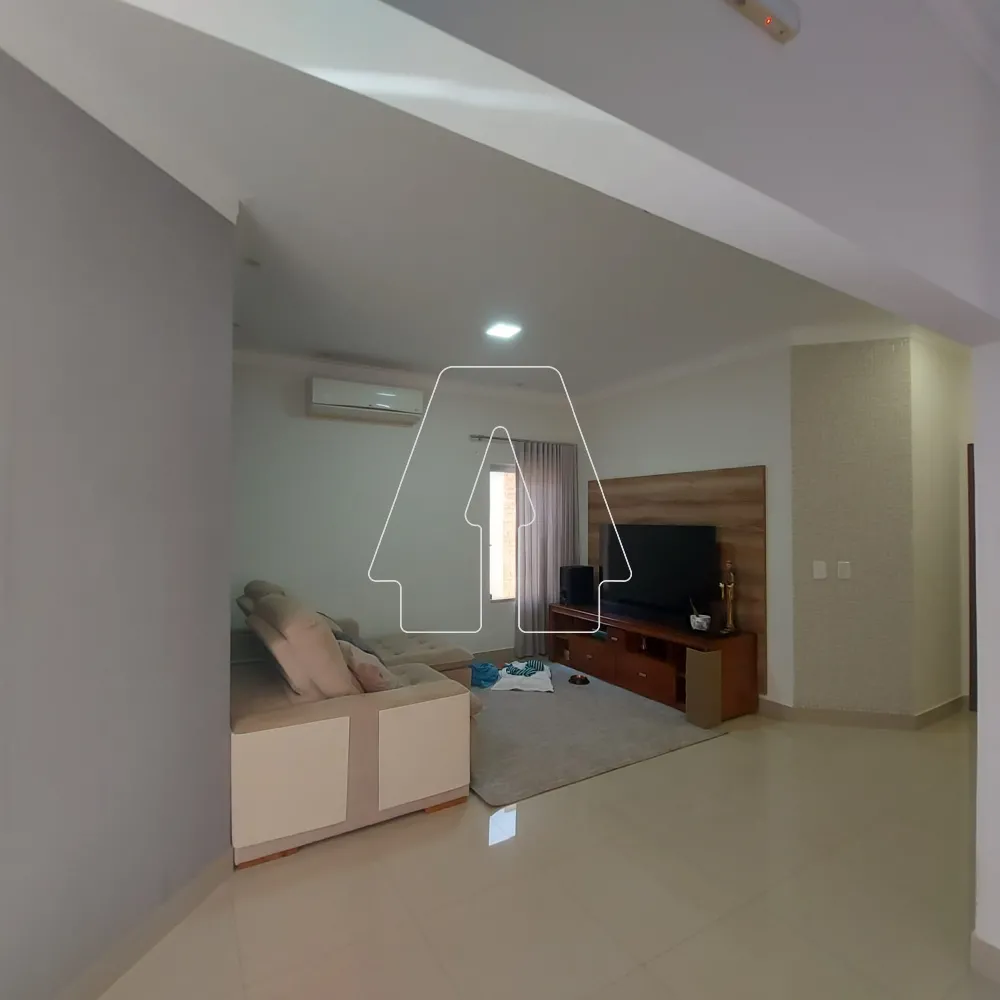 Comprar Casa / Condom&iacute;nio em Ara&ccedil;atuba R$ 1.600.000,00 - Foto 2